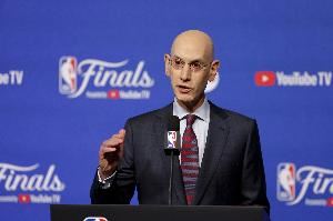 网媒：萧华将出席10月澳门NBA中国赛活动 届时他会宣布重要消息