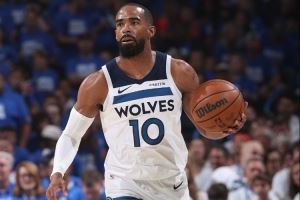 上场时间减少如何更高效？康利：有球在手最关键 不投篮也无碍