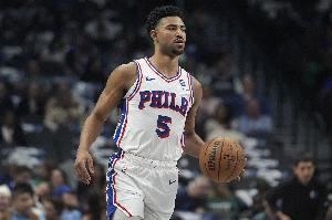 受限制自由球员仅格莱姆斯未签新约 小火车资质报价&库明加续2年