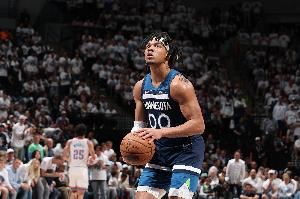 迪文谈小香农：大龄新秀有优势 能以更成熟心智应对各种局面