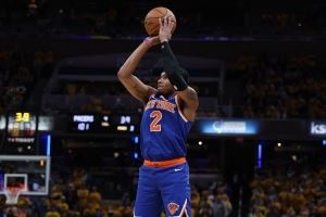 迈克-布朗：麦克布莱德随时能创造得分机会 防守端存在感十足