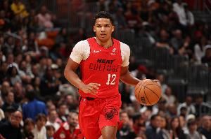 认识他吗？德鲁-史密斯防守效率值和净效率值两项数据领跑NBA图片