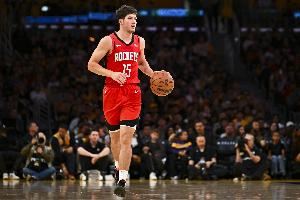 解说:谢泼德进攻没问题防守位置感不好 乌度卡执教“大师”化